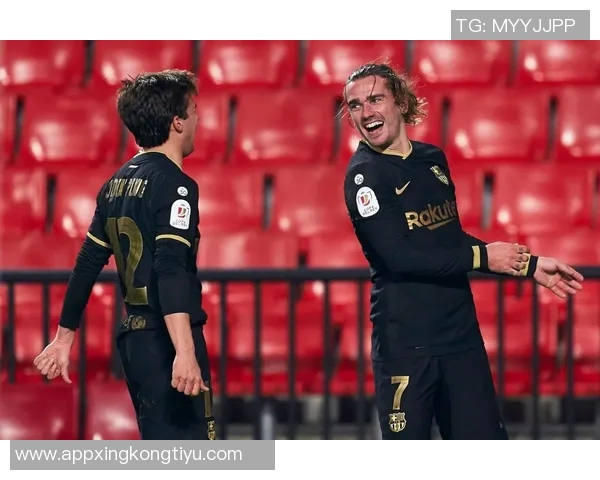 菲利克斯表现惊艳四射三正三进球四次助攻获满分评价